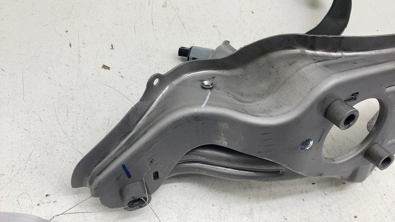 32264200 ⭕ 2021 2022 2023 Polestar 2 Front Brake Stop Pedal w/ Bracket & Sensor 32264200