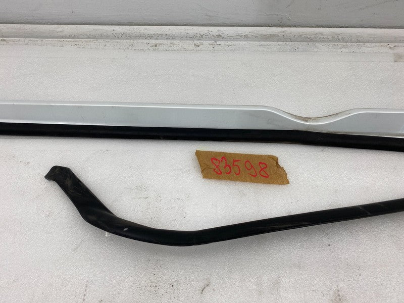 101221700F 12-23 Model S Right Rocker Panel Scuff Plate Molding w/ Rubber Seal 1012217-00-F