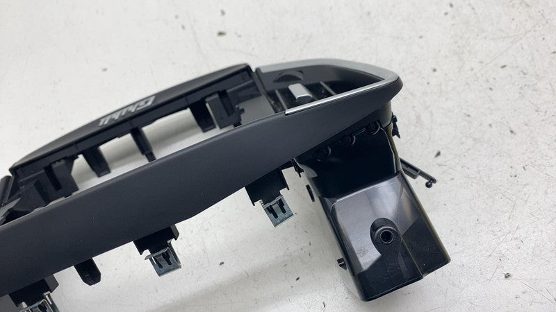 670066392 ⭕ 17-20 Maserati Ghibli Front Dash Center Display Screen Bezel Panel 670066392