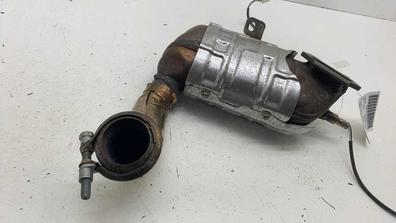 68629870AA ⭕ 2023-2025 Pacifica Exhaust & Catalytic Converter Manifold 10k miles 68629870AA