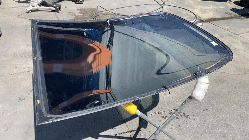 ⭕ 17-20 Model 3 M3 Rear Trunk Panoramic Backlite Glass Back Section 14
