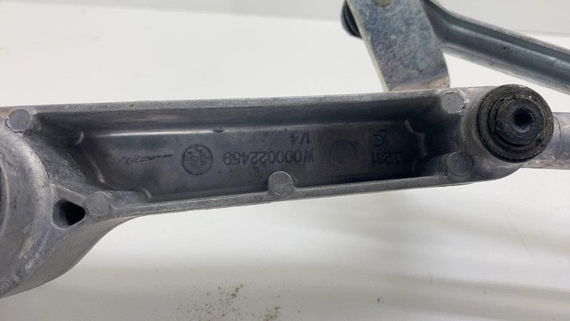 ⭕ 14-15 Mercedes-Benz B Electric Drive Front Wiper Motor & Linkage A24