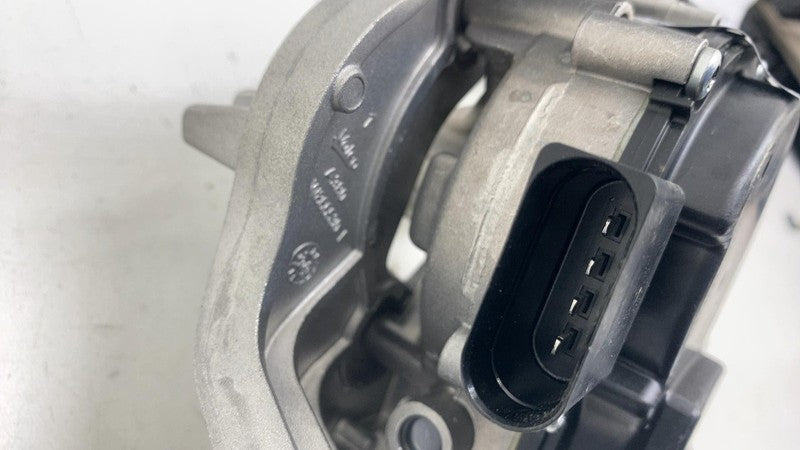 ⭕ 24-25 Tesla Cybertruck Windshield Wiper Motor Mechanism Assembly 185