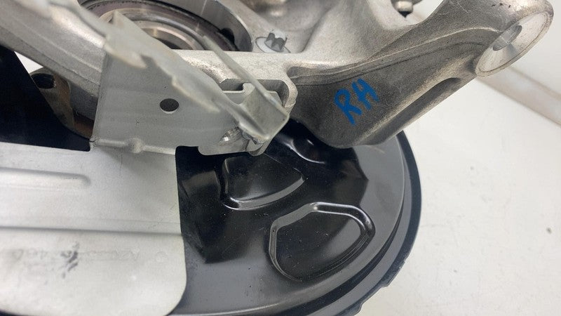 ⭕ 2018-2022 Mercedes C-Class C300 W205 Rear Right Spindle Knuckle Hub Assembly