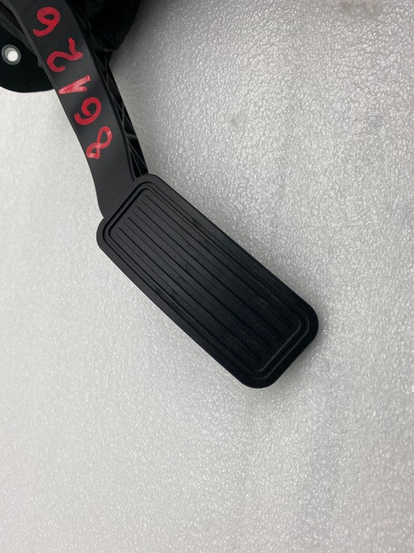 BE5C9F836AA ⭕ 2016-2020 Tesla Model S Accelerator Throttle Pedal Assembly OEM BE5C 9F836-AA