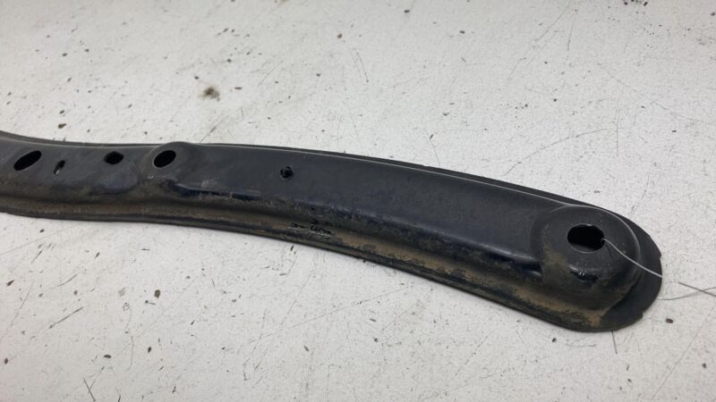 2013 2014 2015 2016 2017 2018 Ford C-Max Front Suspension Bar Support Beam Assy