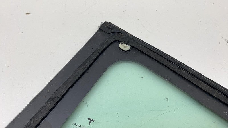 1080706-00 ⭕ 2017-2020 Tesla Model 3 Rear Right Quarter Fixed Window Glass OEM 1080706-00