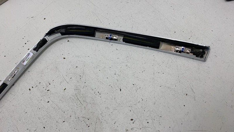 2022 2023 2024 Rivian R1S Rear Passenger Right Upper Roof Molding Trim