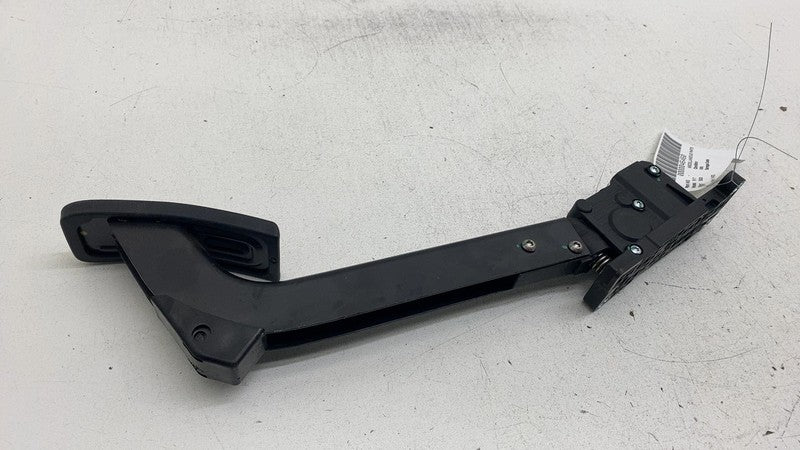 PT00002543F ⭕2022 2023 2024 Rivian R1T Accelerator Gas Pedal Assembly w/ Sensor PT00002543-F