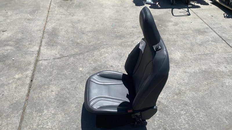 ⭕21-24 Ford Mustang Mach-E Front Passenger Side 1st Row Seat Leather Black Right
