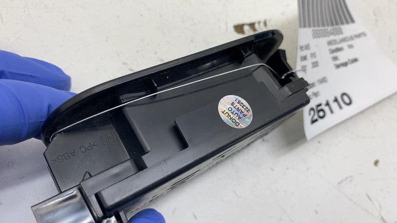 PT00780769 B ⭕ 2025 Rivian R1S Light Guide Back Cover Bezel Assembly PT00780769-B