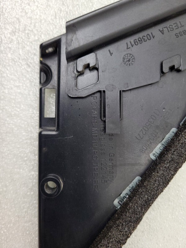 1035027 ⭕ 16-20 Model X MX Front Driver Side Door Quarter Applique Assembly Left 1036917