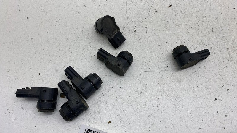 PT00509504C ⭕ 2025 Rivian R1S SET of Bumper Park Assist Sensors (6x) OEM PT00509504-C