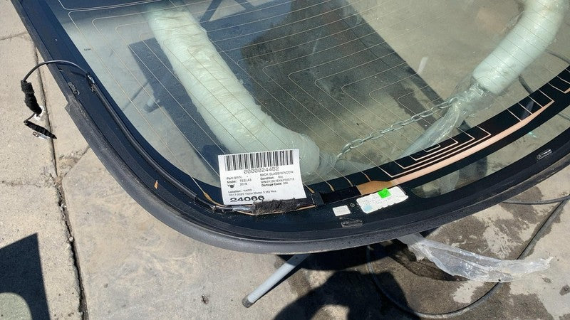 ⭕ 2017-2020 Tesla Model 3 Rear Trunk Panoramic Backlite Roof Glass Back Section
