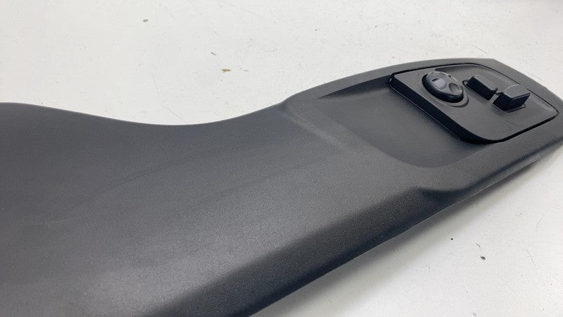 ⭕2017-2020 Maserati Ghibli Front Right Seat Switch Trim Cover Panel L0