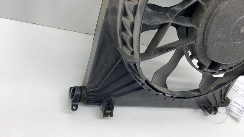 600735200F 12-20 Tesla Model S Front Left Radiator Cooling Fan Shroud & Blade 6007352-00-F