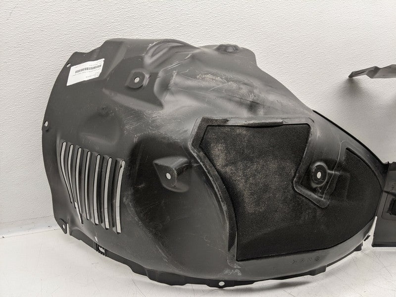 1492613 00 A ⭕2020-2023 Tesla Model Y Front Left Wheel Fender Liner Splash Guard 1492613-00-A