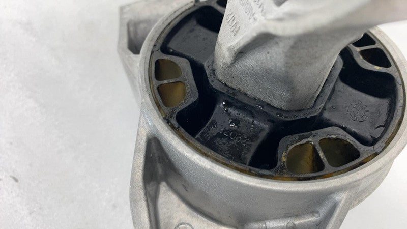 P11-SPUF00-02 ⭕ 2022-2024 Lucid Air Front Left Battery Motor Mount Assembly OEM P11-SPUF00-02