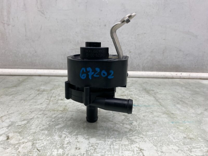 1054529 00 G 2016-2020 Tesla Model X MX Auxiliary Coolant Water Cooling Pump 1054529-00-G OEM