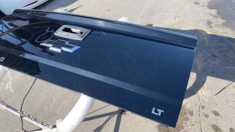 2015-2019 CHEVY SILVERADO 1500 TRUNK LID TAILGATE W/ CAMERA OEM Lid Bl