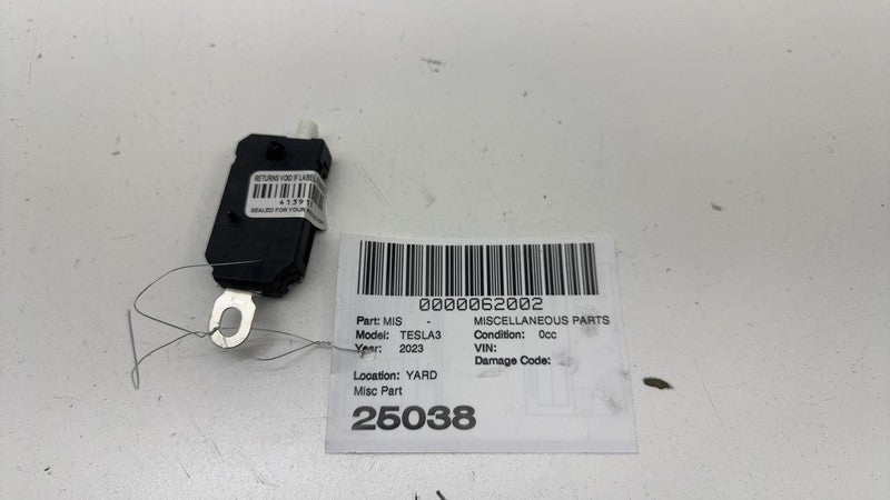 ⭕ 17-23 Tesla Model 3 Y Infotainment Antenna Amplifier AMP Radio FM 10