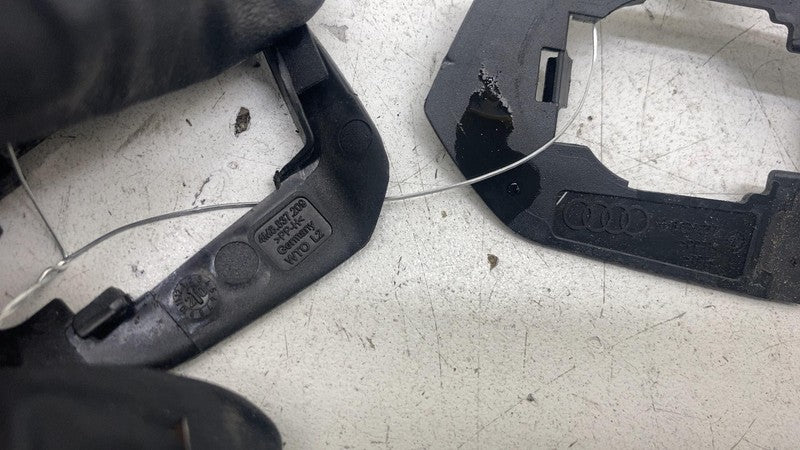 4M8 837 277 ⭕ 19-23 Audi E-Tron Front & Rear Left Handle Outside Gasket 4M8837277/4M8837209