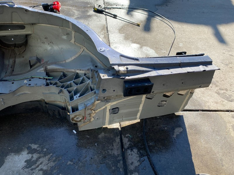 1033836-00-E ⭕2016-2020 Tesla Model X Rear Passenger Quarter Fender Frame Panel Cut Out Right