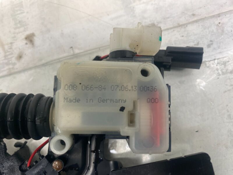 6007572 00 E 2012 2013 2014 2015 Tesla Model S Front Frunk Hood Lock Latch Secondary Release