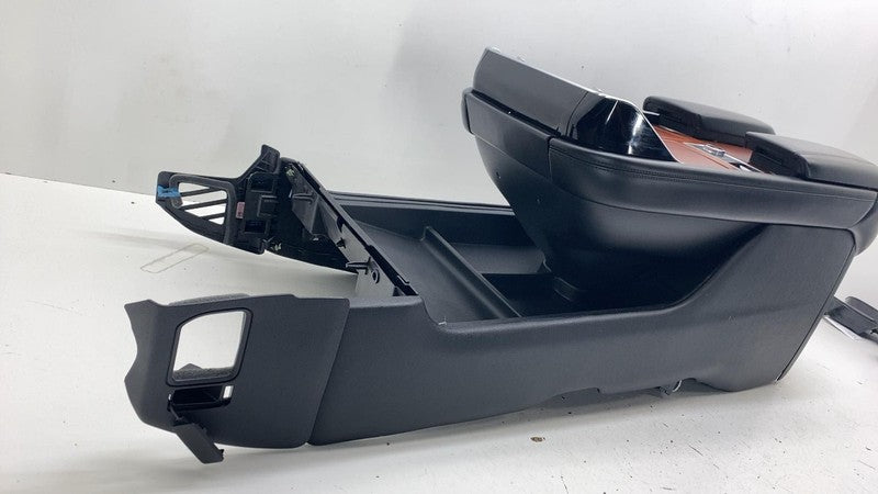 ⭕ 2018 2019 2020 2021 Lincoln Navigator Front Floor Center Console Ass