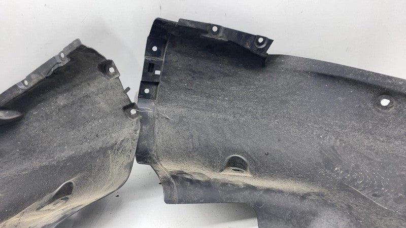 PT00558159A ⭕ 2025 Rivian R1S Rear Right Quarter Wheelhouse Liner Splash Shield PT00558159-A