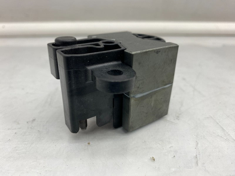 1526573 00 A ⭕ 2020-2025 Tesla Model Y Battery Module Coil Block Fuse Relay Assy 1526573-00-A