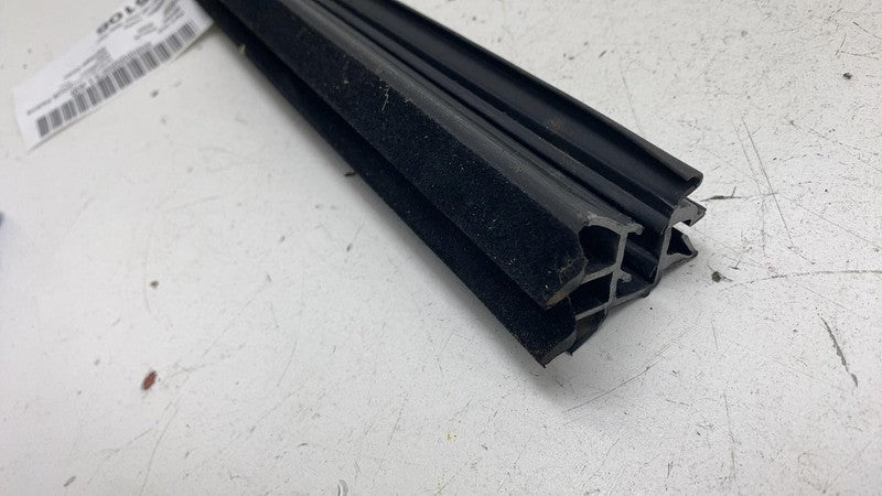 ⭕ 2023-2024 Toyota Prius Front Driver Weatherstrip Door Seal Belt Molding Left
