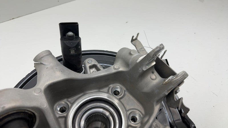 9Y0907616 ⭕2024 Porsche Cayenne Rear Left Spindle Knuckle w/ Rotor & Actuator (PARTS ONLY)