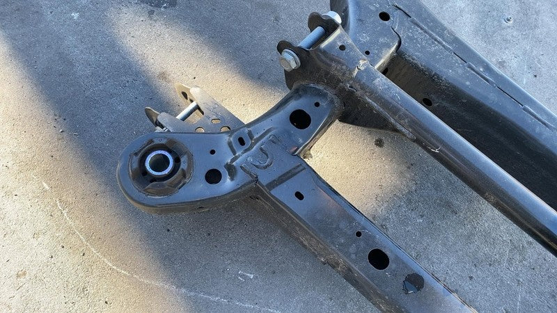 20226516150 2017-2024 Chrysler Pacifica Rear Undercarriage Subframe Crossmember Cradle FWD