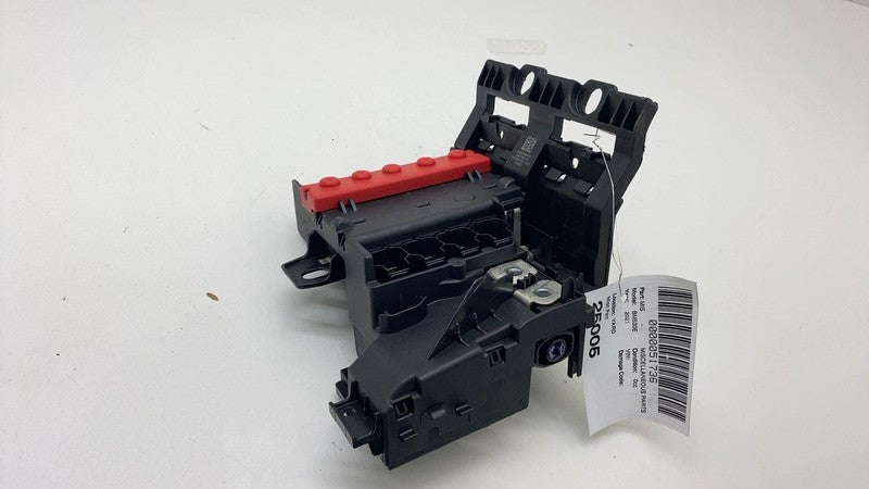 2018-2023 BMW 530e G30 Positive Battery Cable Distribution Fuse Box 68