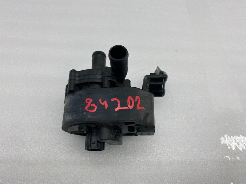 105723500G 2016-2020 Tesla Model S MS Electric Auxiliary Coolant Water Pump w/ Bracket Assy