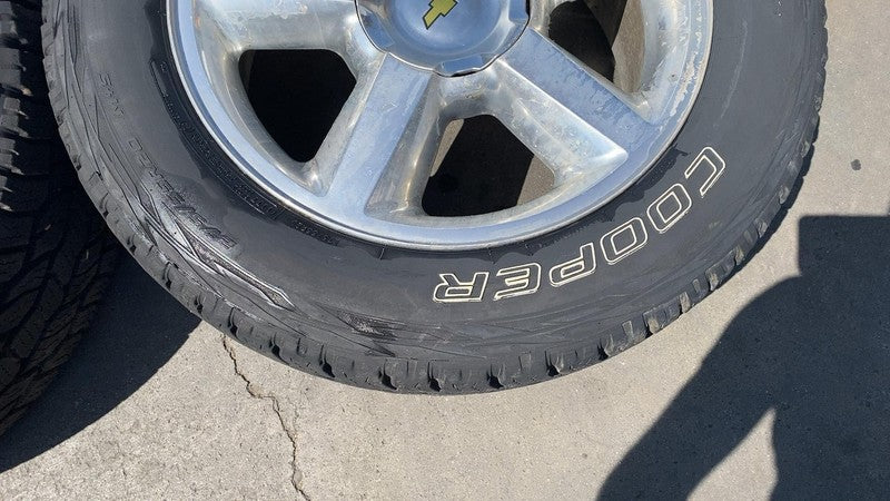 9596954 ⭕ 14-19 Chevrolet Silverado 1500 Pair of 20x9 Wheel Rim 5 Spoke w/ Tire 9596954