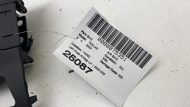 ⭕2024-2025 Tesla Model 3 Front Left Lower Knee Safety Airbag Module 10