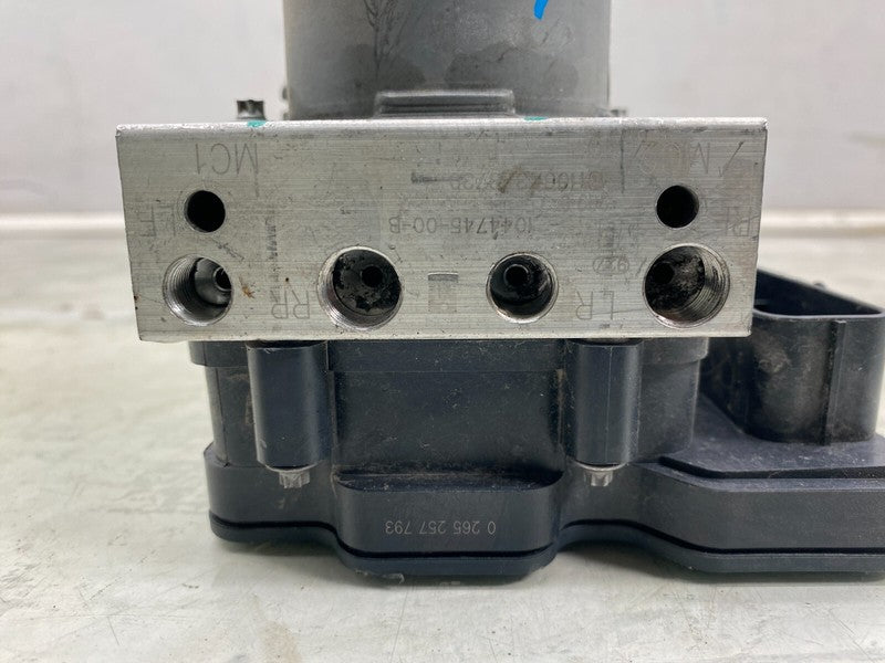 1044745 00 B ⭕17-23 Tesla Model 3 Y Anti-Lock Brake System ABS Pump Module Unit 1044745-00-B