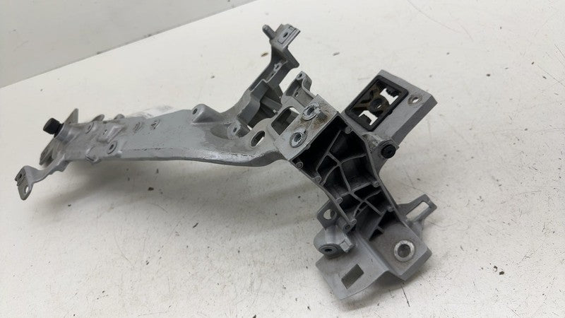 31688287 ⭕ 2021-2023 Polestar 2 Front Right Fender Carrier Mount Bracket Support 31688287