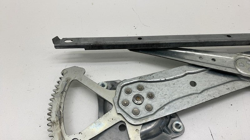 062020-4961 ⭕ 2018-2022 Toyota C-HR Front Right Door Window Regulator & Motor 85710-101010