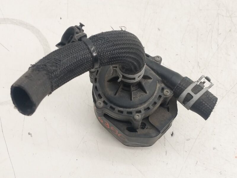 1054529 00 F 2016-2020 Tesla Model X MX Additional Auxiliary Water Pump Assembly 1054529-00-F