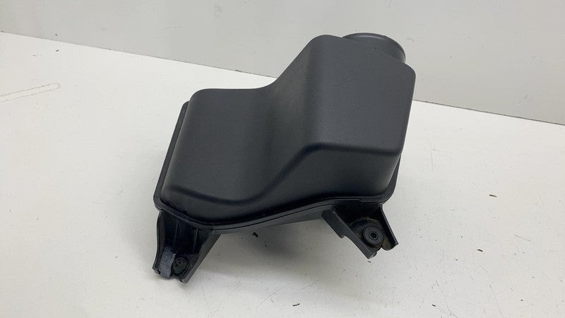 33357C ⭕ 2017-2024 Chrysler Pacifica Air Cleaner Intake Inlet Resonator Box OEM 33357C