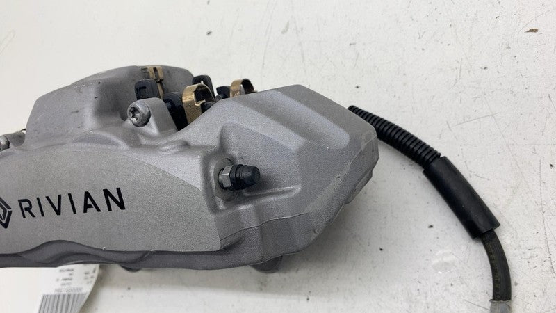 ⭕ 2025 Rivian R1S Front Passenger Right Caliper w/ Brake Hose Line PT0