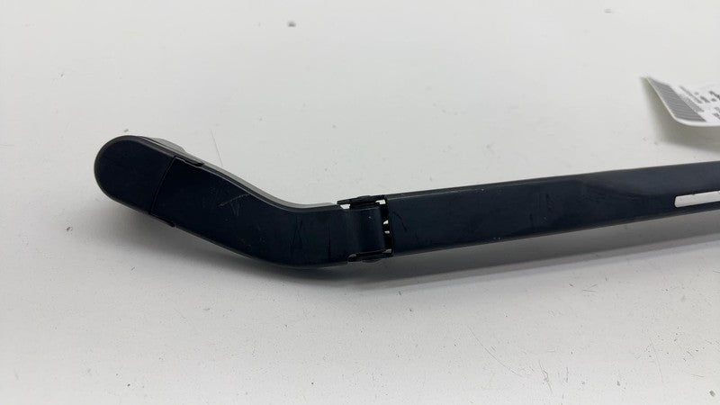 W000065930 ⭕ 14-18 Chevy Silverado 1500 Front Windshield Washer Fluid Wiper Arm W000065930