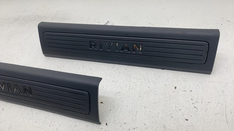 PT-00001390 22-24 Rivian R1T Front/ Rear LH & RH Door Sill Scuff Plate PT00001399/PT00001404