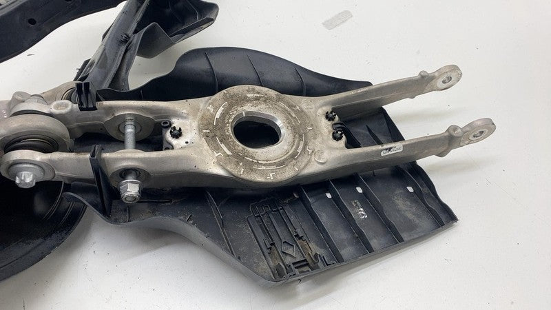 ⭕ 2022 EQS 450+ V297 Rear Left Spindle Knuckle Wheel Hub w/ Control Arm Link RWD