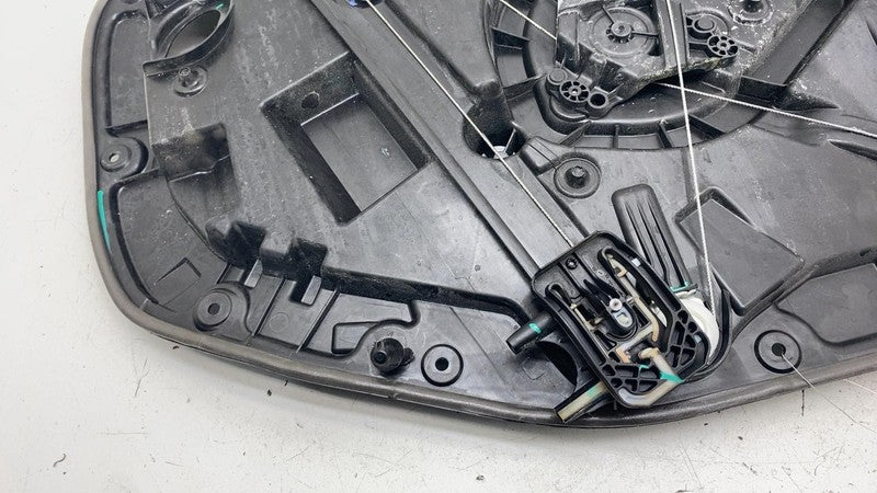 30747092 ⭕ 2021-2023 Polestar 2 Front Right Side Door Window Regulator & Carrier 30747092