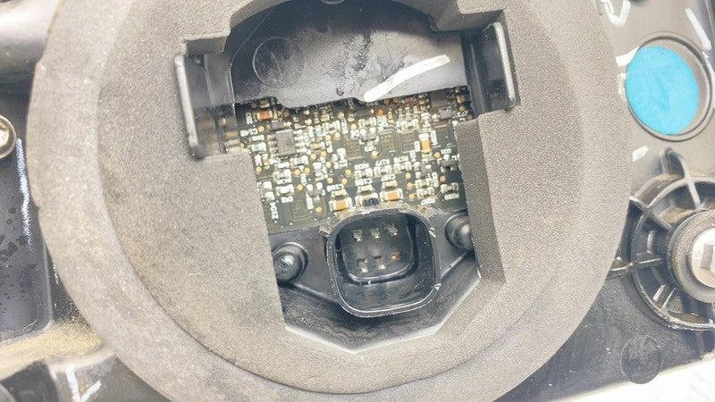 ⭕ 2012-2022 Tesla Model S Rear Taillight LED Outer Tail Lamp Right 600
