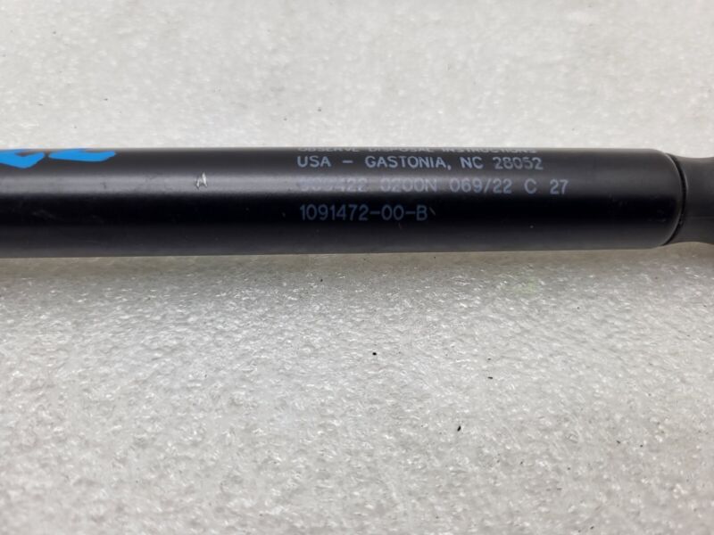 1091472 00 B 17-23 Model 3 Front Left/Right Bonnet Hood Shock Strut Lift Support 1091472-00-B